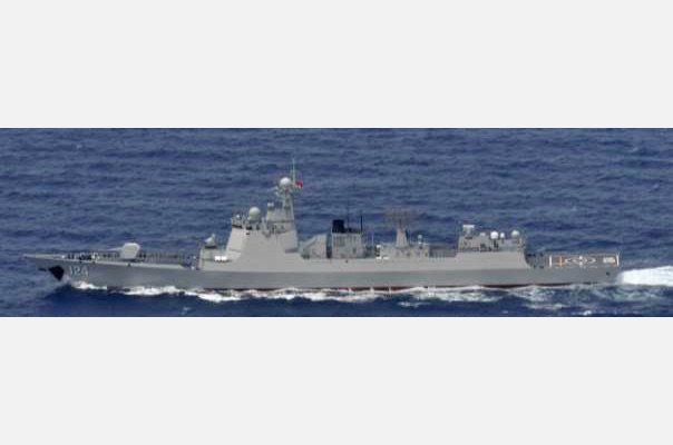 中国海軍艦艇2隻が大隅海峡を東シナ海へ航行（6月27日、ルーヤンⅢ級