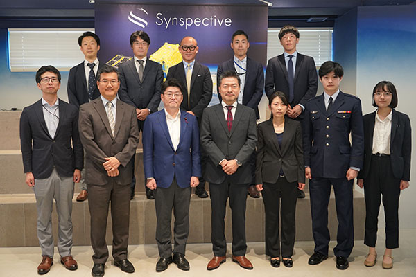 鬼木防衛副大臣、7月24日に宇宙利用関連企業2社を視察｜Jディフェンス