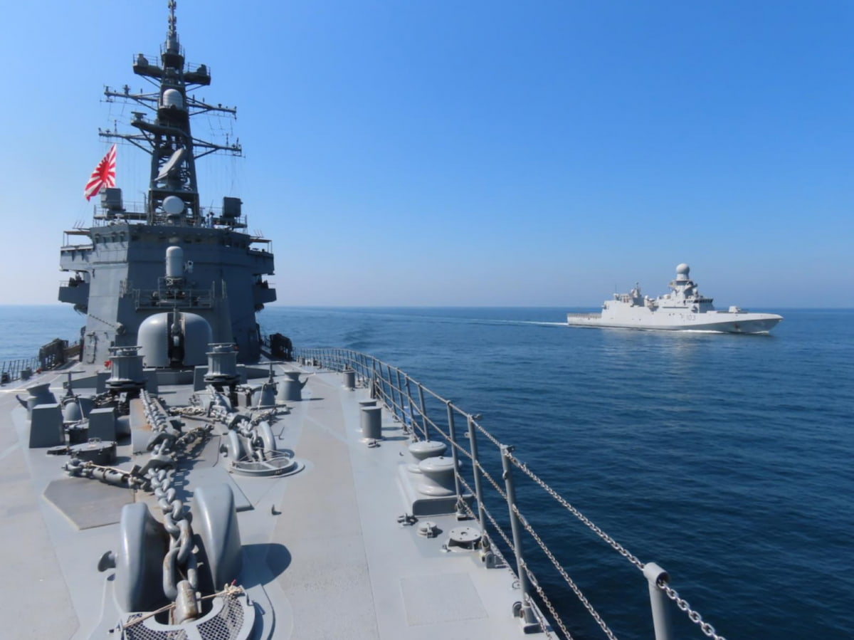 海上自衛隊、カタール海軍との親善訓練を実施(11月4日)|Jディフェンスニュース(自衛隊・防衛省のニュース)