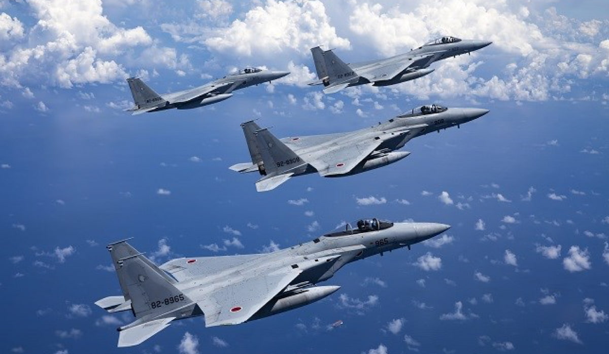 日米共同訓練を4月24日に実施。F-15戦闘機、F-35戦闘機、B-1B爆撃機ほか21機が参加｜Jディフェンスニュース（自衛隊・防衛省のニュース）