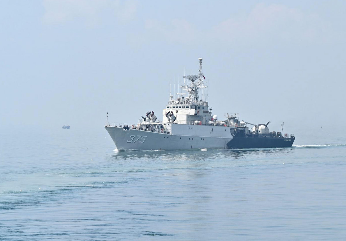 インドネシア海軍飯ごう【未使用品】現品限り 01.jpg