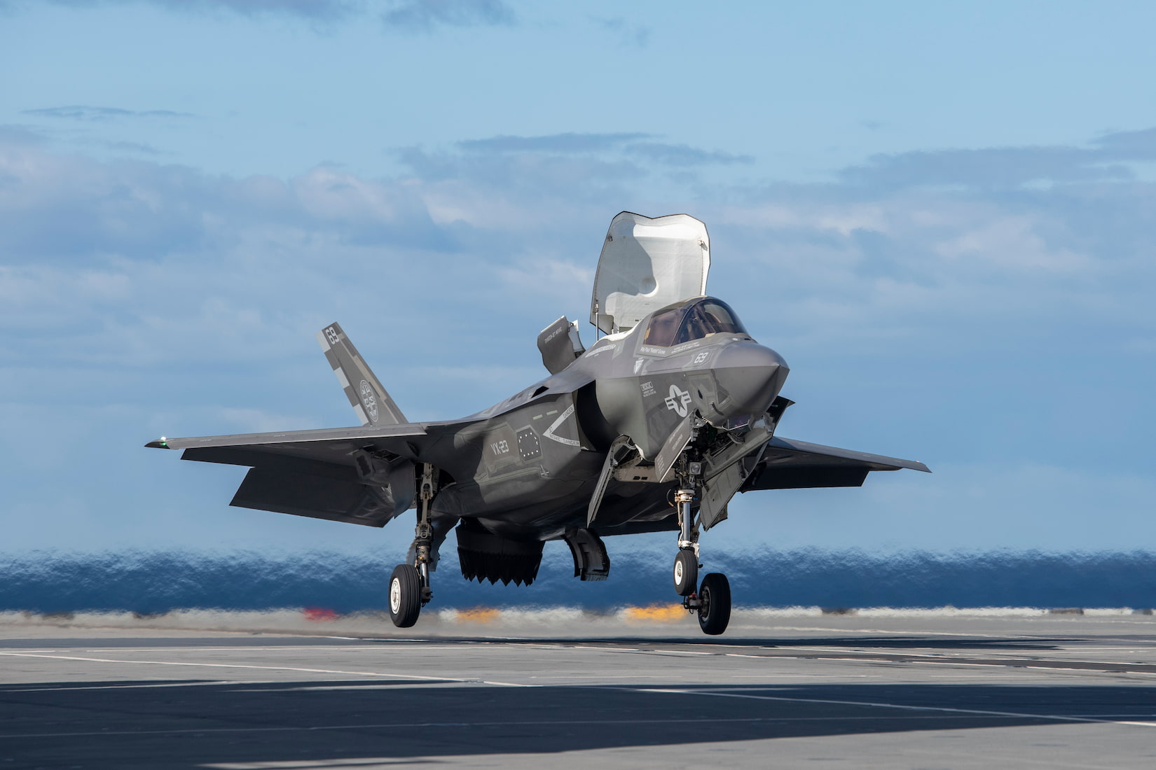 空自のステルス戦闘機F-35B 8月7日に新田原基地に配備予定、9月中旬に