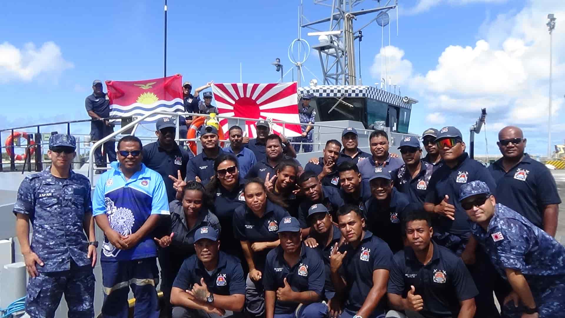 海上自衛隊、キリバス共和国警察と共同訓練を実施（8月4日～8日）｜J