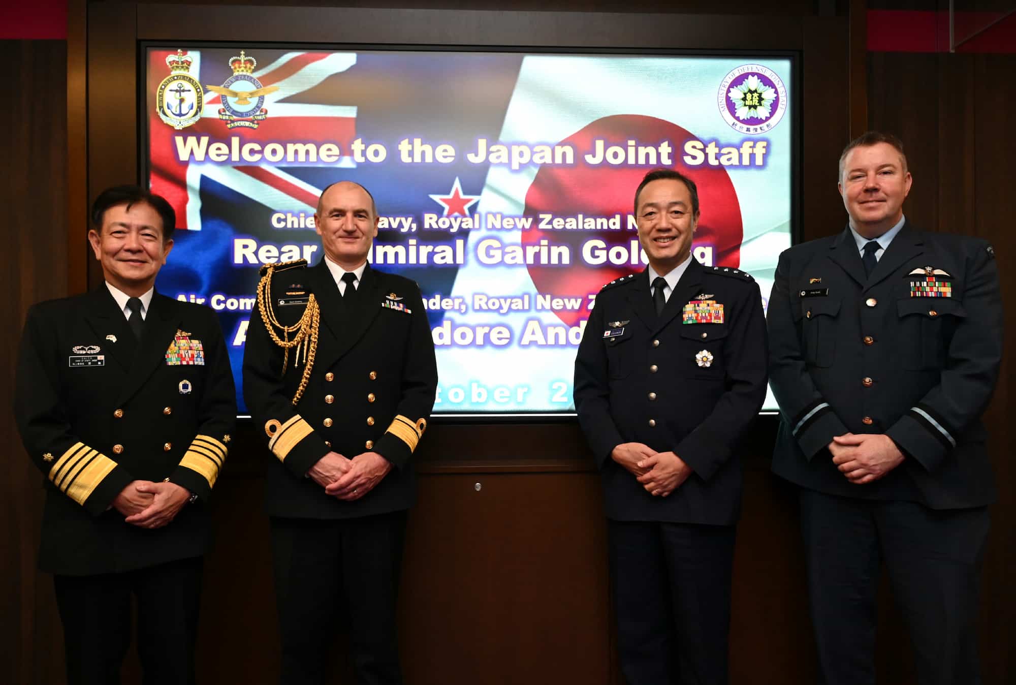 ニュージーランド海軍司令官が内倉統合幕僚長を表敬（10月20日）｜J