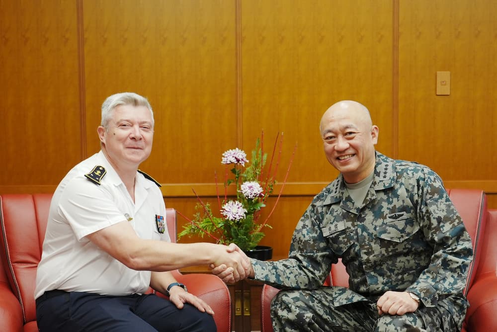 統合作戦司令官が仏領ポリネシア統合軍司令官と懇談 インド太平洋地域