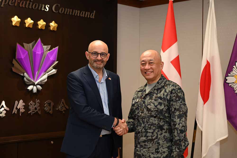 南雲統合作戦司令官、デンマーク軍統合作戦部長と会談 防衛協力の深化