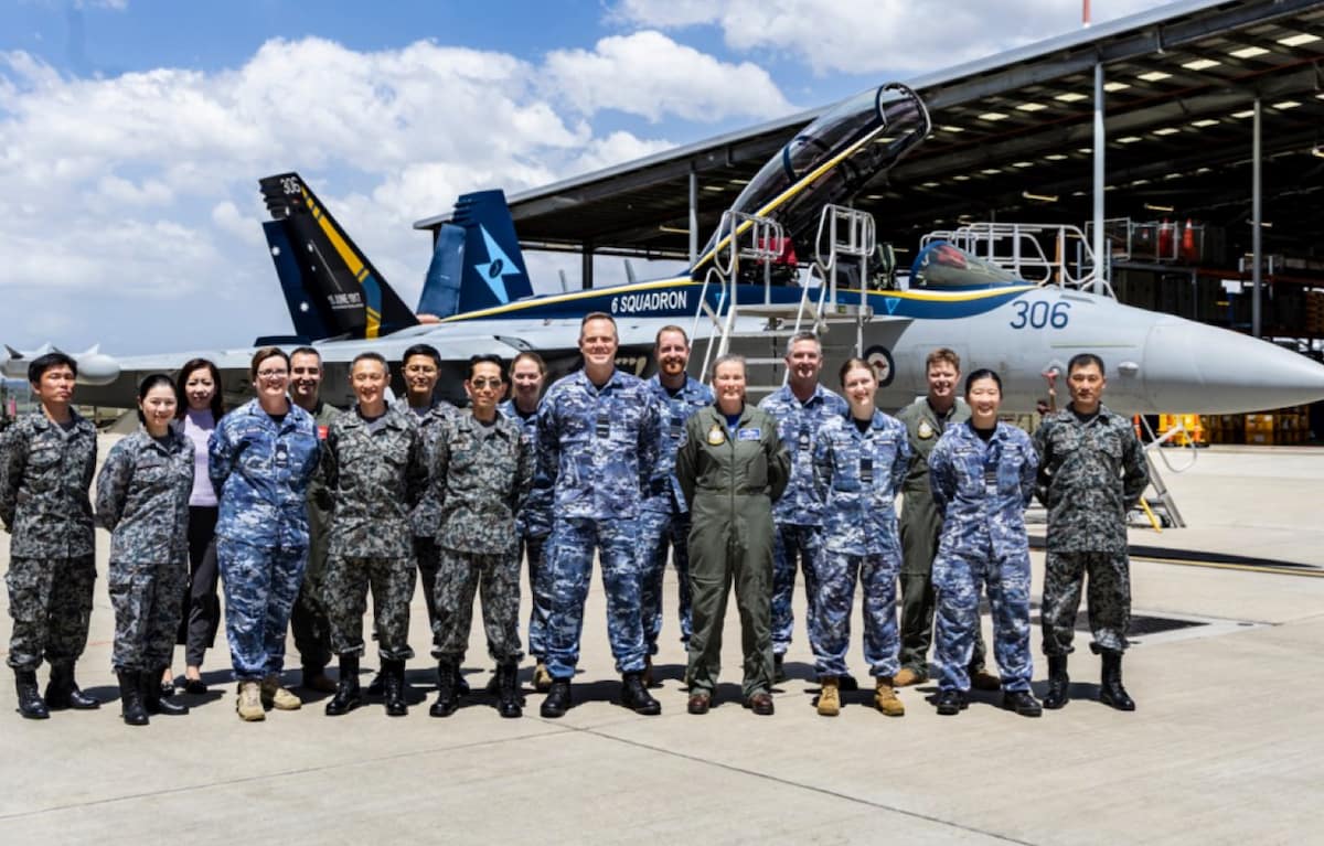 ●日本の記章＊自衛隊＊航空幕僚長＊純銀製カフス＆タイピン＋木盃（実物） 森田航空幕僚長がオーストラリアを訪問（11月9〜13日）｜Jディフェンス