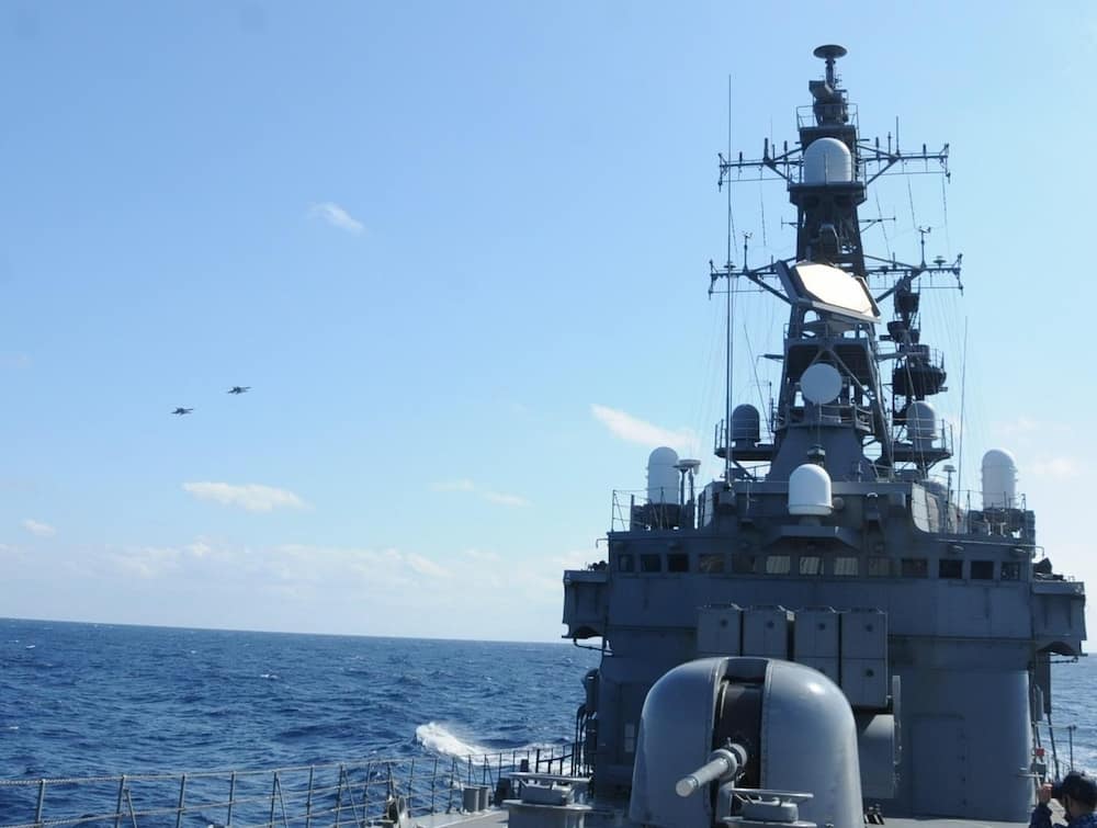 四国南方で日米共同訓練 海自「さわぎり」と米海軍EA-18Gが参加（11月