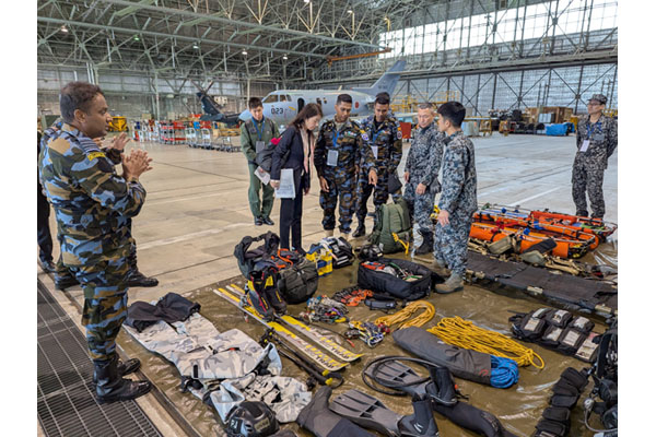 防衛省、スリランカ空軍を招へいし能力構築支援を実施 航空救難・航空