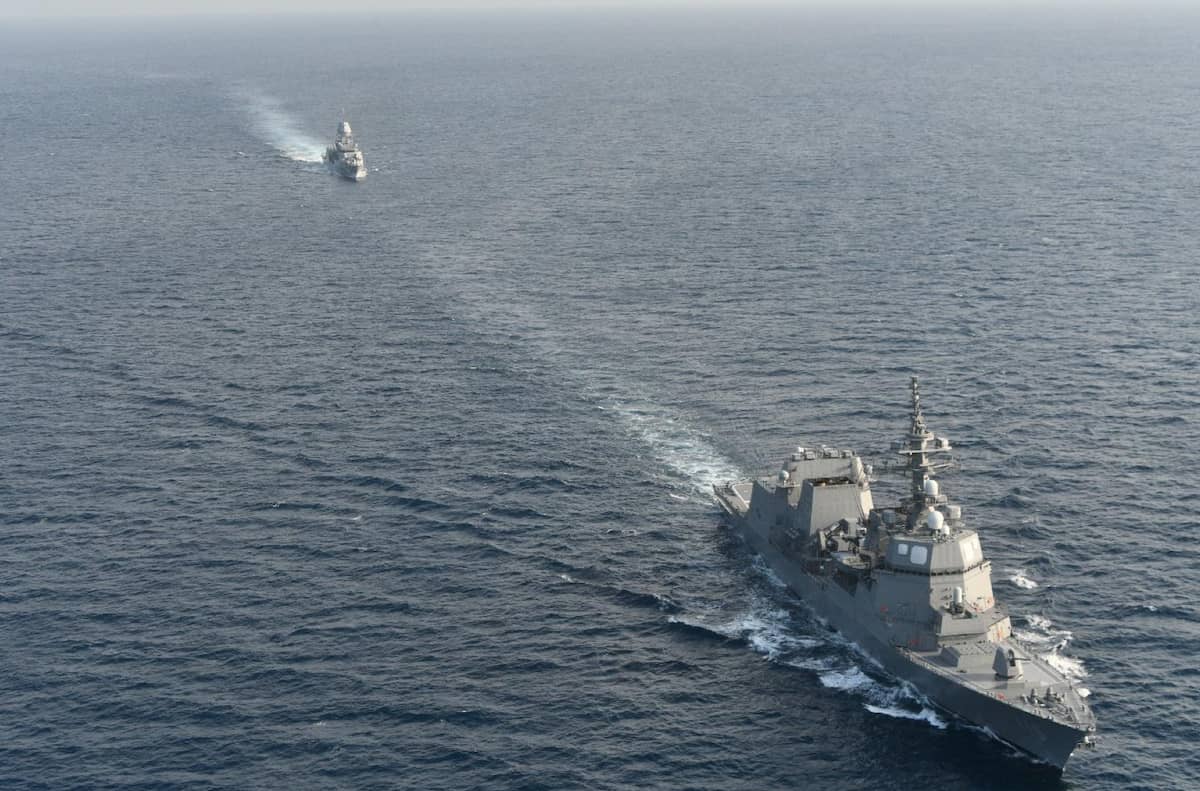 海上自衛隊とオーストラリア海軍が共同訓練を実施（3月23日）｜J